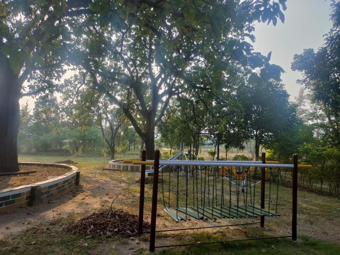 Pench Tiger Trails Resort Khawasa Exterior photo